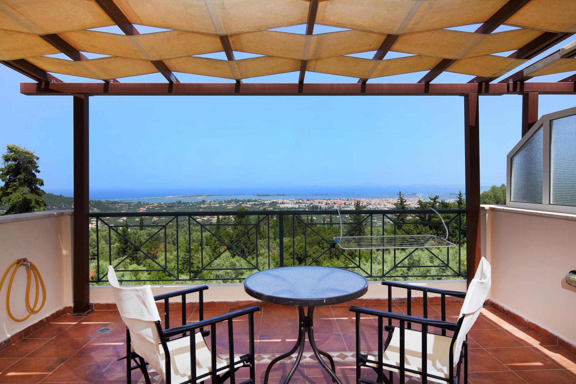 Orizzonte Apartments Lefkada Apolpaina Екстериор снимка