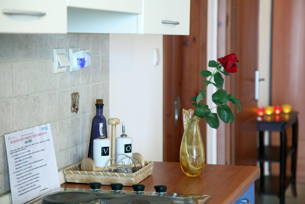 Orizzonte Apartments Lefkada Apolpaina Екстериор снимка